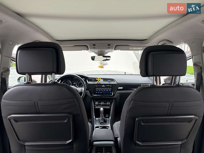 Микровэн Volkswagen Touran 2019 в Сокале