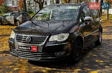 Минивэн Volkswagen Touran 2007 в Киеве Минивэн Volkswagen Touran 2007 в Киеве