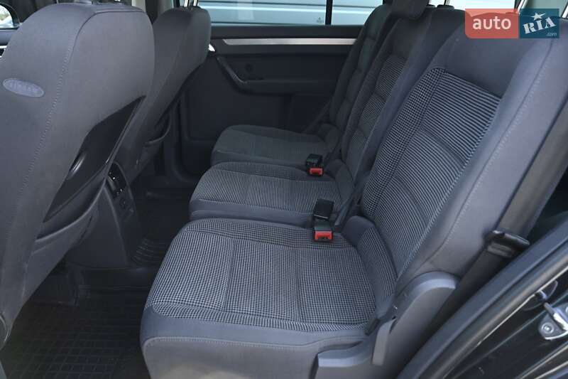 Минивэн Volkswagen Touran 2004 в Бердичеве фото 22 Минивэн Volkswagen Touran 2004 в Бердичеве