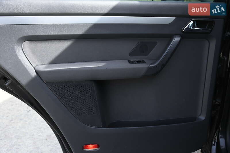 Минивэн Volkswagen Touran 2004 в Бердичеве фото 21 Минивэн Volkswagen Touran 2004 в Бердичеве