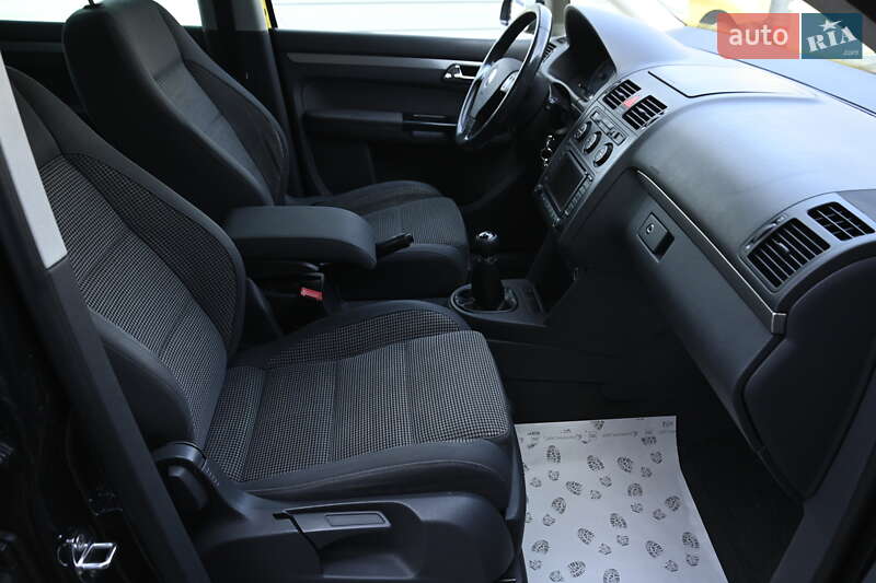 Минивэн Volkswagen Touran 2004 в Бердичеве фото 28 Минивэн Volkswagen Touran 2004 в Бердичеве