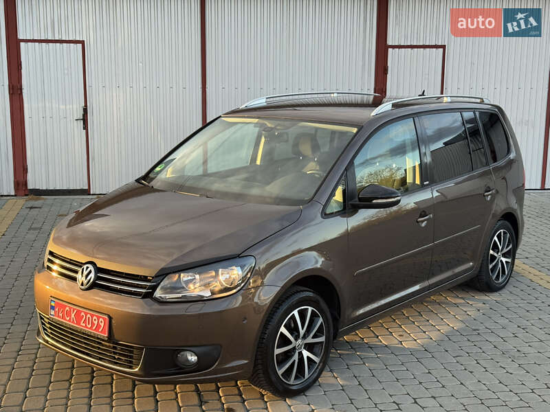 Мінівен Volkswagen Touran 2011 в Коломиї