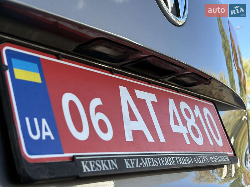 Минивэн Volkswagen Touran 2011 в Житомире