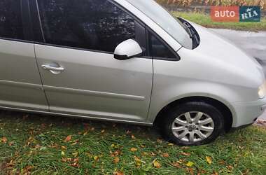 Минивэн Volkswagen Touran 2003 в Ахтырке