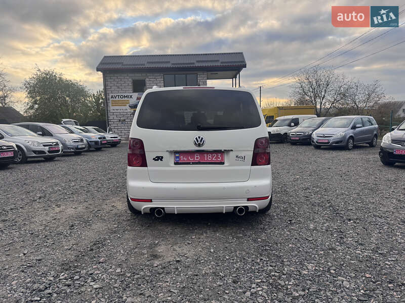 Минивэн Volkswagen Touran 2009 в Звенигородке