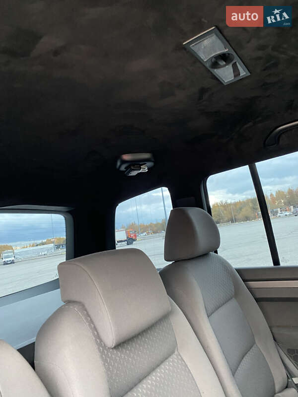 Минивэн Volkswagen Touran 2006 в Львове фото 18 Минивэн Volkswagen Touran 2006 в Львове