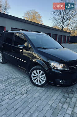 Минивэн Volkswagen Touran 2012 в Борщеве Минивэн Volkswagen Touran 2012 в Борщеве