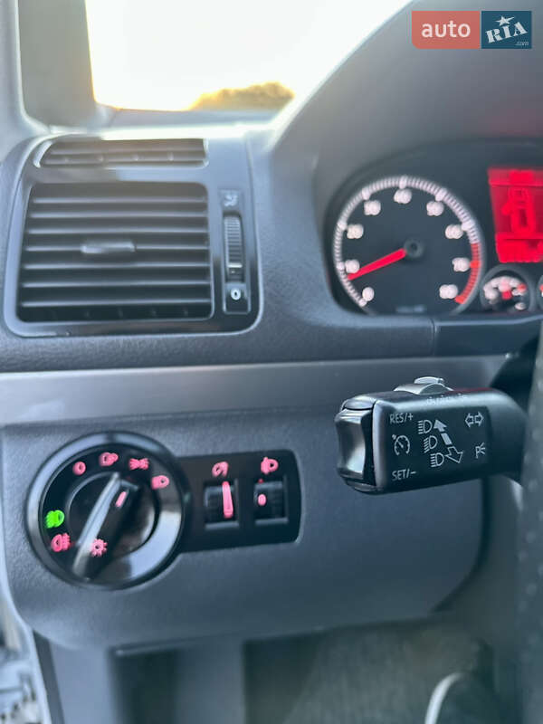 Минивэн Volkswagen Touran 2007 в Дубно фото 24 Минивэн Volkswagen Touran 2007 в Дубно