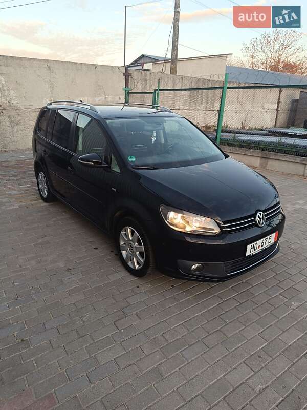 Минивэн Volkswagen Touran 2014 в Коростышеве
