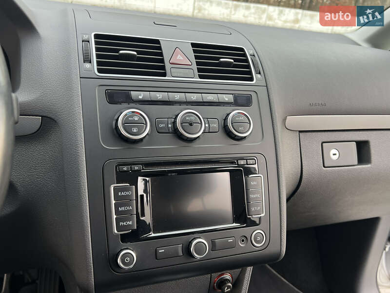 Мінівен Volkswagen Touran 2014 в Луцьку фото 76 Мінівен Volkswagen Touran 2014 в Луцьку