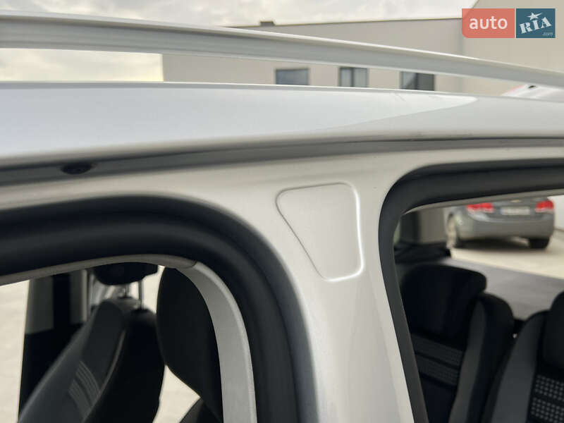 Мінівен Volkswagen Touran 2014 в Луцьку фото 137 Мінівен Volkswagen Touran 2014 в Луцьку