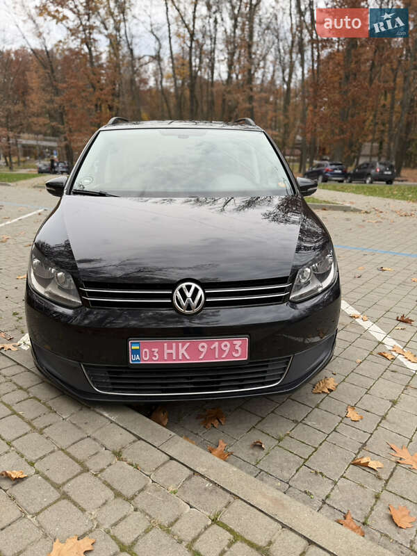 Volkswagen Touran 2013