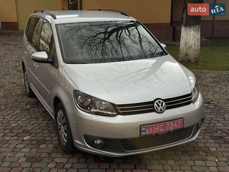 Мінівен Volkswagen Touran 2013 в Тячеві