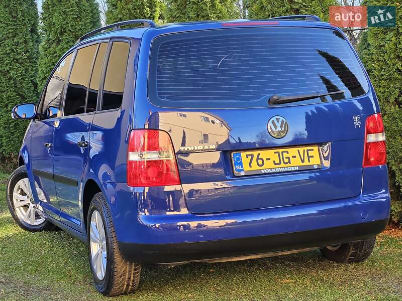 Минивэн Volkswagen Touran 2004 в Дрогобыче