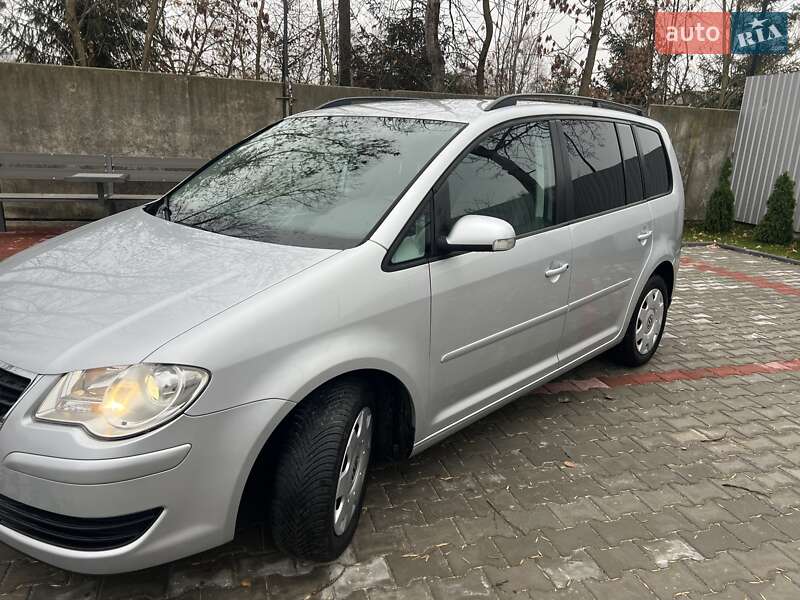 Volkswagen Touran 2009 Volkswagen Touran 2009