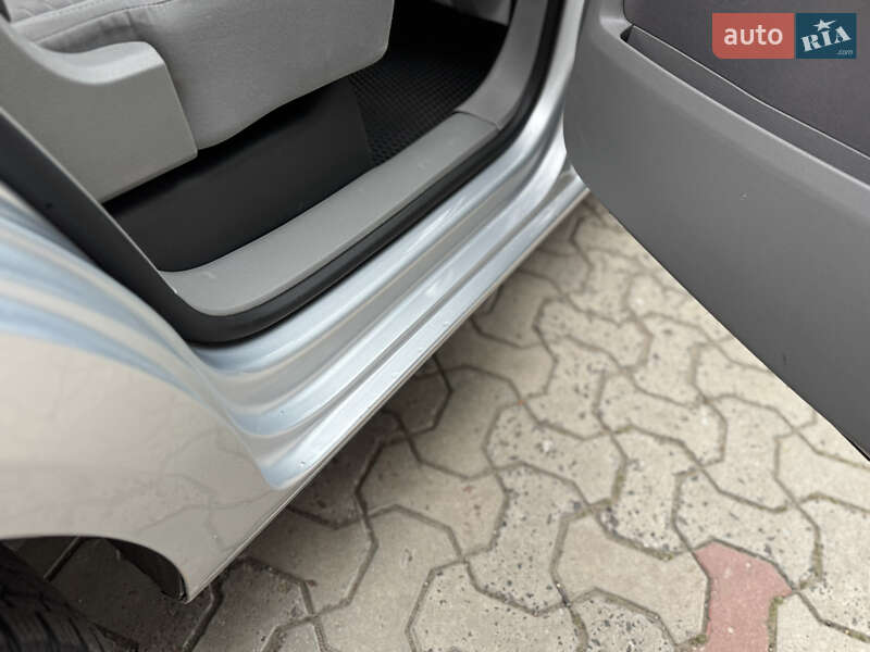 Минивэн Volkswagen Touran 2008 в Черкассах фото 35 Минивэн Volkswagen Touran 2008 в Черкассах