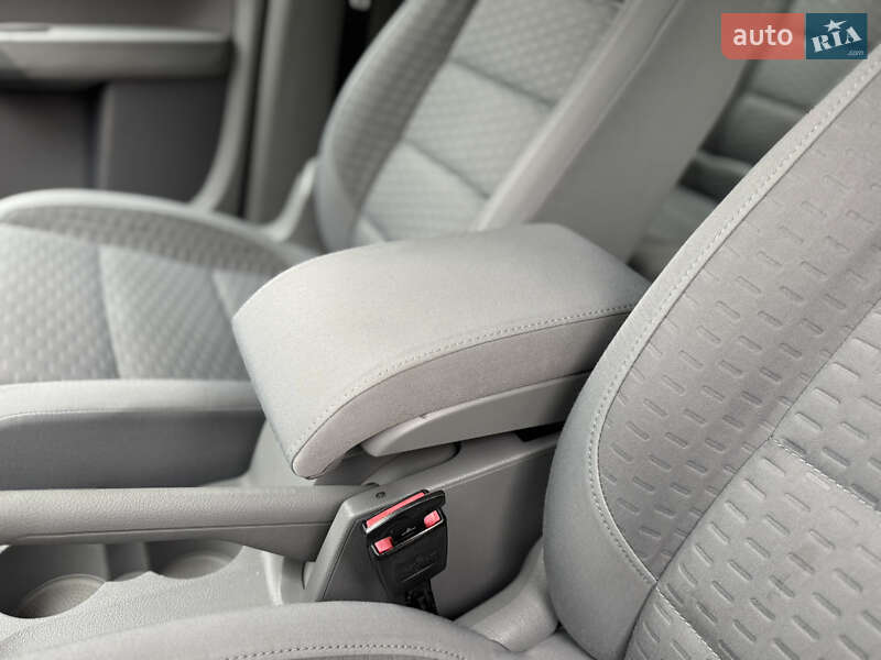 Минивэн Volkswagen Touran 2008 в Черкассах фото 41 Минивэн Volkswagen Touran 2008 в Черкассах