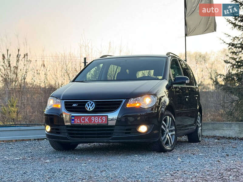 Минивэн Volkswagen Touran 2008 в Дрогобыче