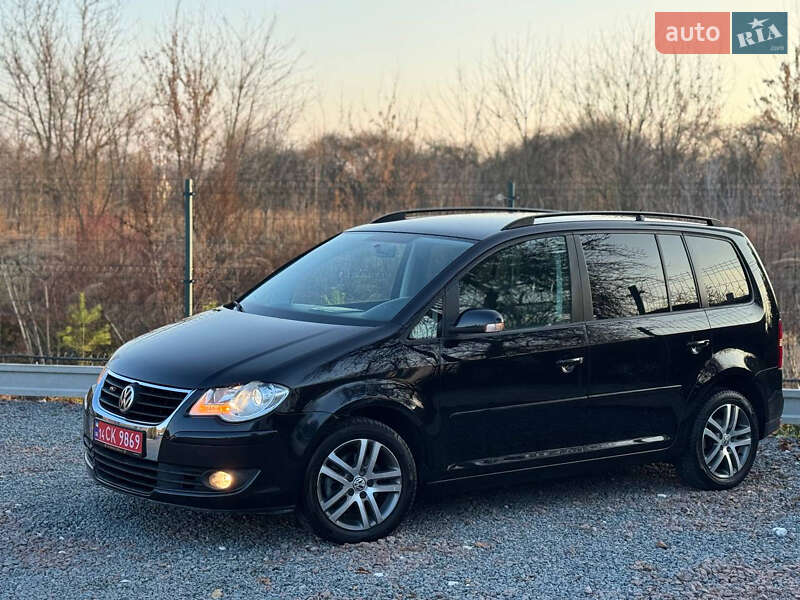 Минивэн Volkswagen Touran 2008 в Дрогобыче
