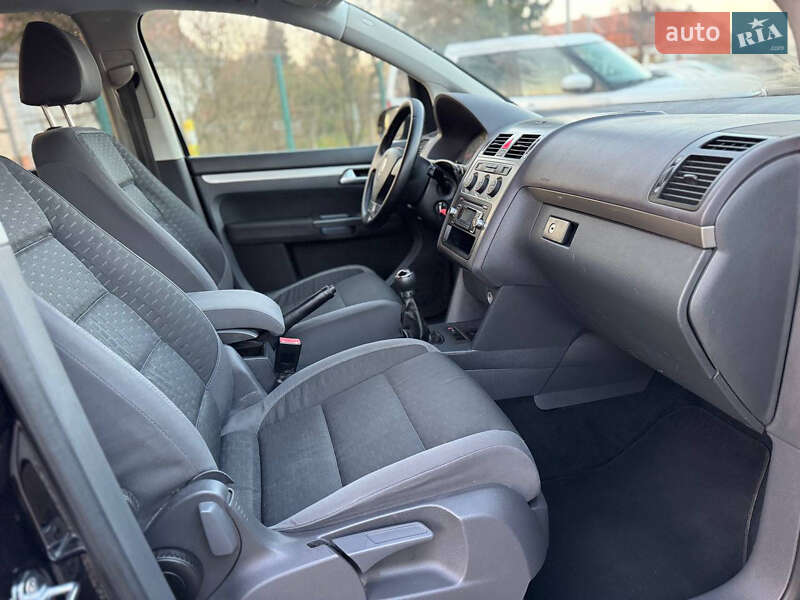 Минивэн Volkswagen Touran 2008 в Дрогобыче