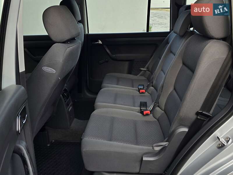 Минивэн Volkswagen Touran 2005 в Тернополе