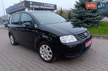 Минивэн Volkswagen Touran 2006 в Сарнах