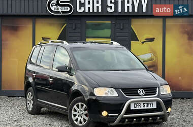 Минивэн Volkswagen Touran 2006 в Стрые