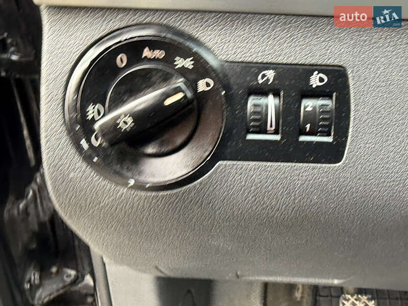 Минивэн Volkswagen Touran 2006 в Стрые фото 41 Минивэн Volkswagen Touran 2006 в Стрые