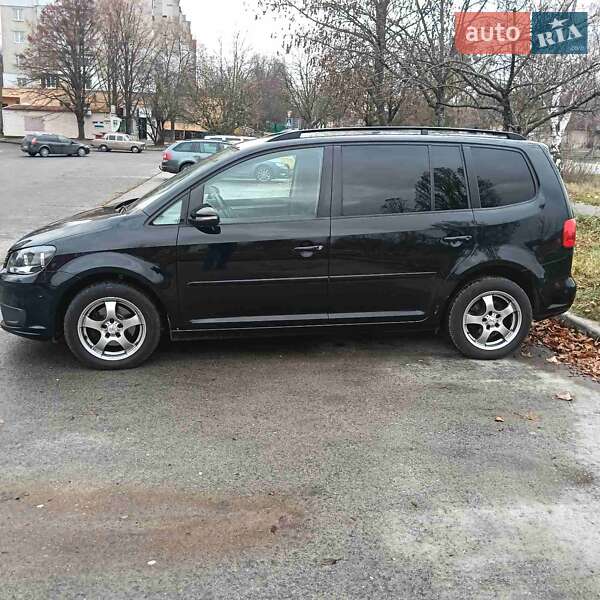 Минивэн Volkswagen Touran 2011 в Звягеле