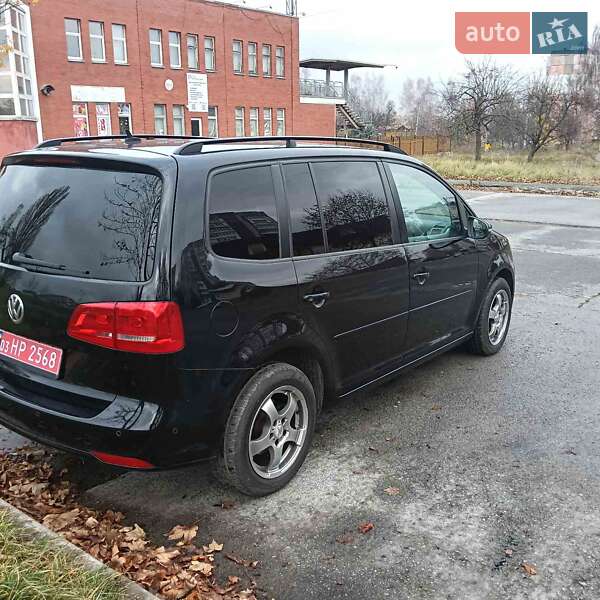 Минивэн Volkswagen Touran 2011 в Звягеле