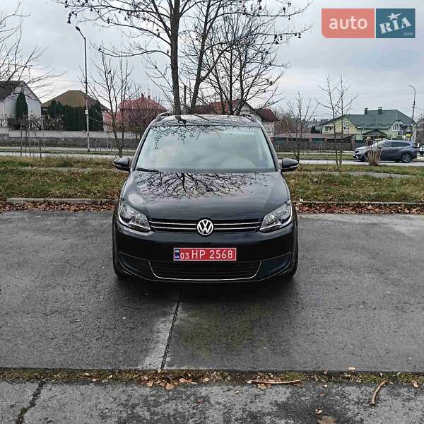 Минивэн Volkswagen Touran 2011 в Звягеле