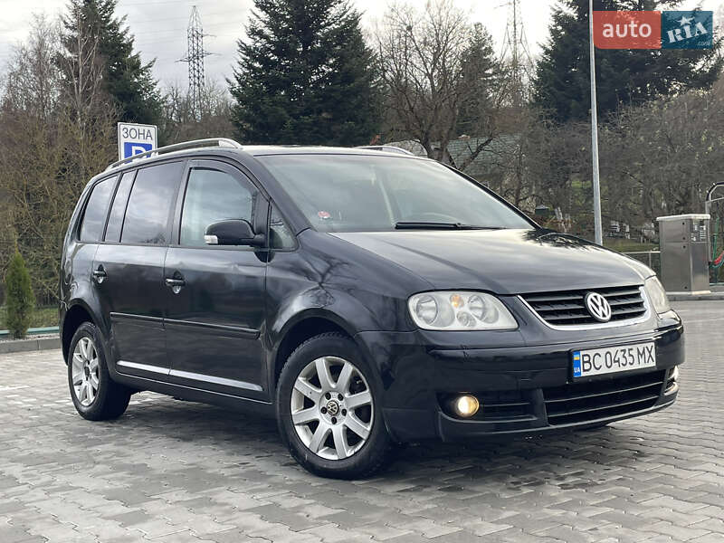 Мінівен Volkswagen Touran 2004 в Самборі