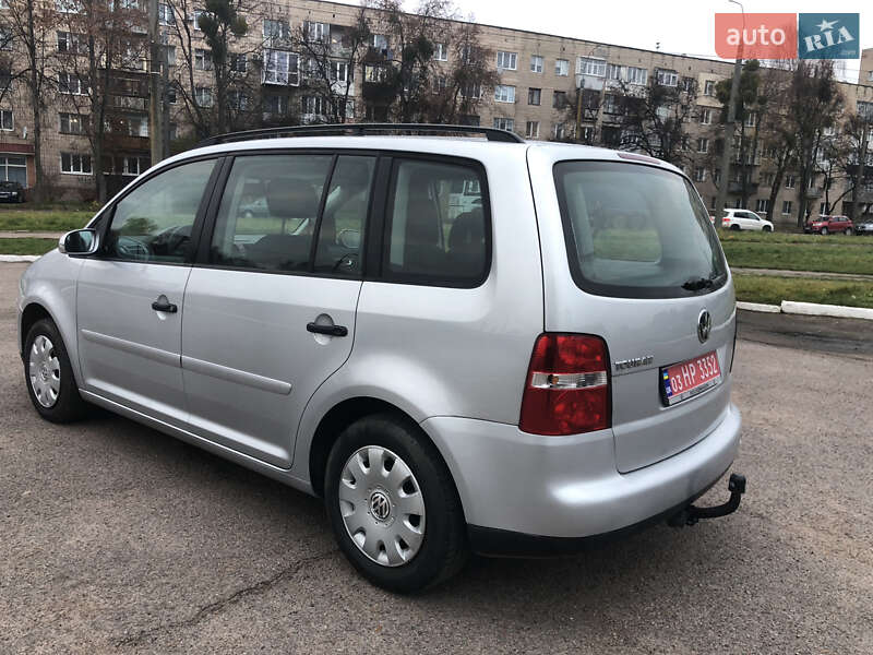 Минивэн Volkswagen Touran 2005 в Ровно фото 5 Минивэн Volkswagen Touran 2005 в Ровно