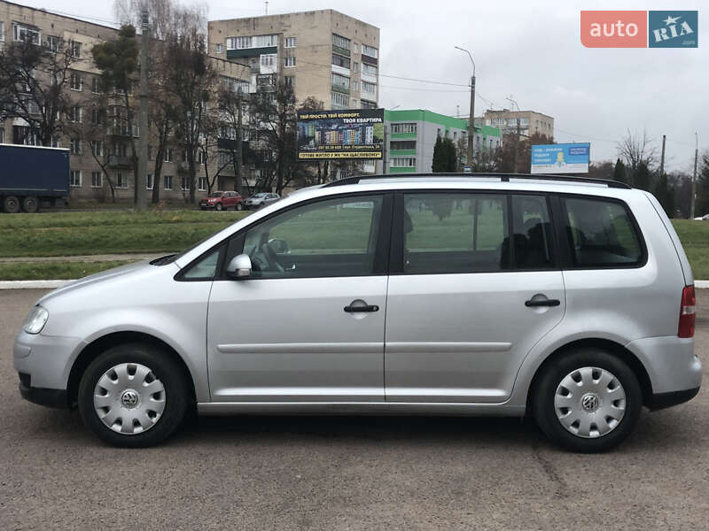 Минивэн Volkswagen Touran 2005 в Ровно фото 12 Минивэн Volkswagen Touran 2005 в Ровно