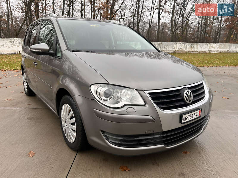 Volkswagen Touran 2010