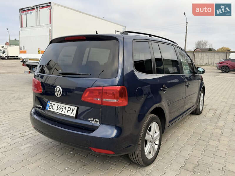 Минивэн Volkswagen Touran 2012 в Харькове