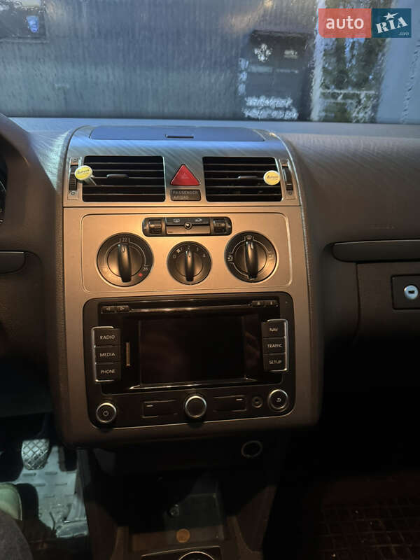 Минивэн Volkswagen Touran 2009 в Тернополе