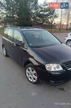 Минивэн Volkswagen Touran 2006 в Дрогобыче