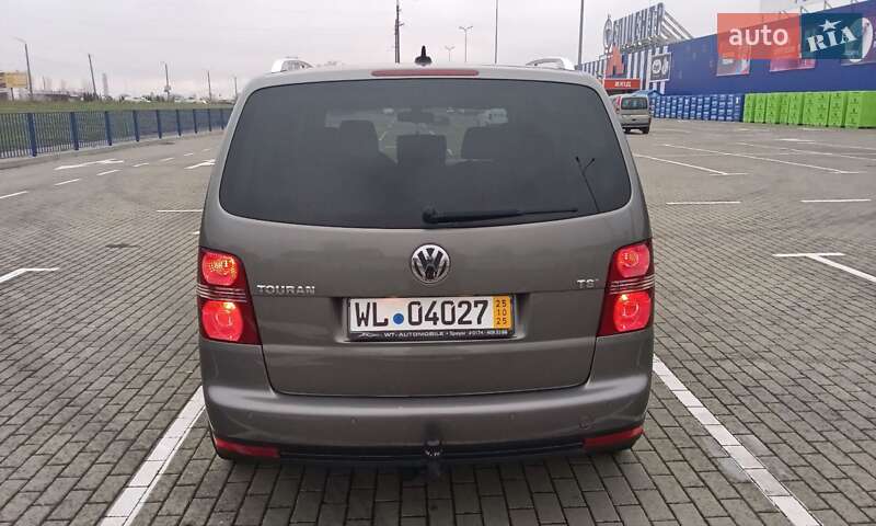Минивэн Volkswagen Touran 2010 в Нововолынске фото 7 Минивэн Volkswagen Touran 2010 в Нововолынске
