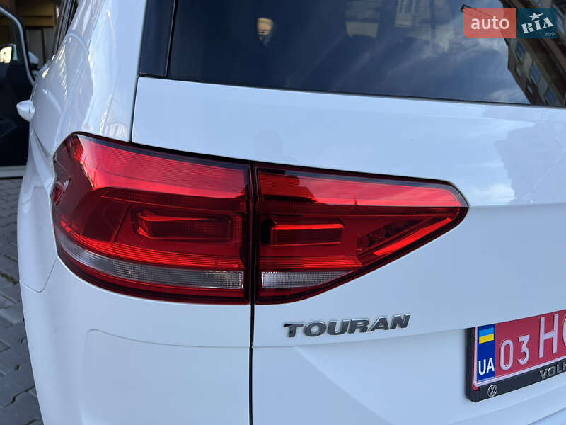 Микровэн Volkswagen Touran 2020 в Тернополе