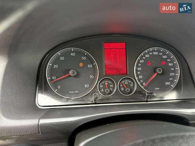 Минивэн Volkswagen Touran 2007 в Белой Церкви