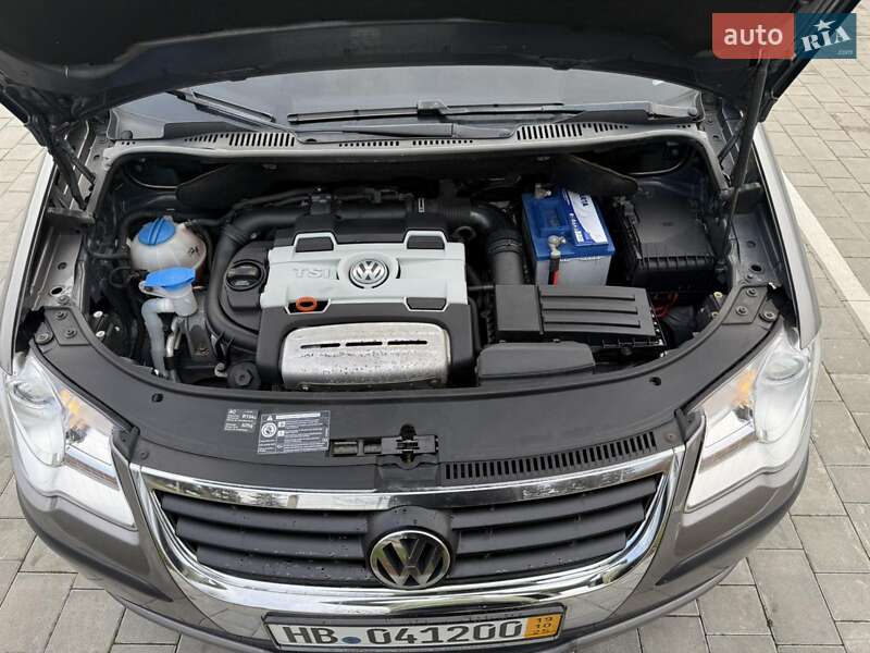 Минивэн Volkswagen Touran 2007 в Белой Церкви