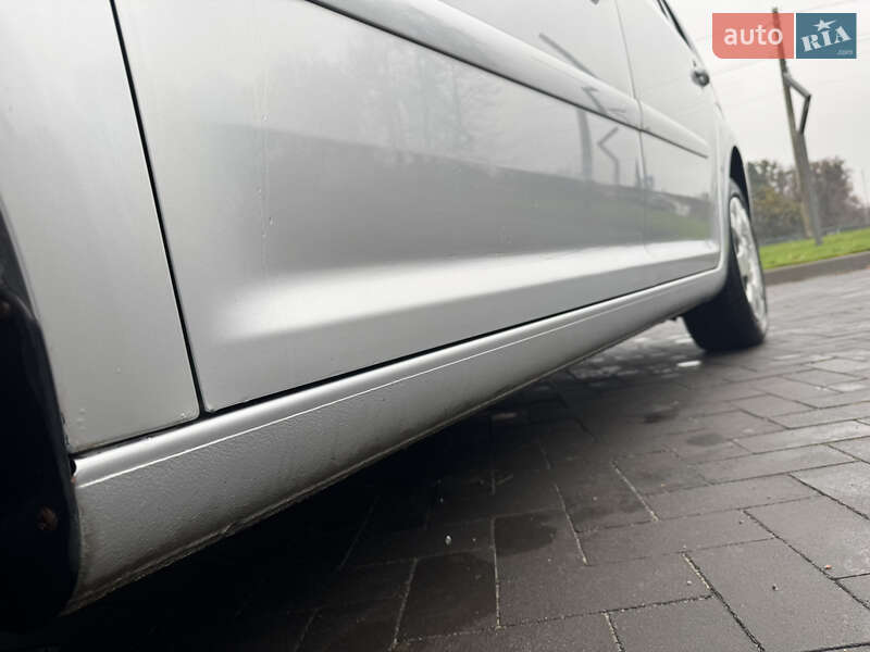 Мінівен Volkswagen Touran 2005 в Лубнах фото 18 Мінівен Volkswagen Touran 2005 в Лубнах