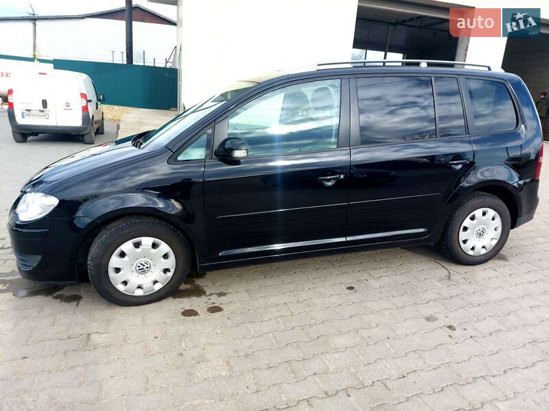 Мінівен Volkswagen Touran 2007 в Чернівцях фото 8 Мінівен Volkswagen Touran 2007 в Чернівцях