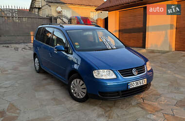 Минивэн Volkswagen Touran 2003 в Бучаче