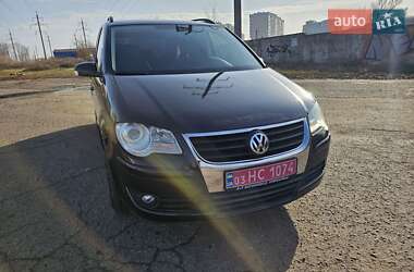 Минивэн Volkswagen Touran 2008 в Полтаве