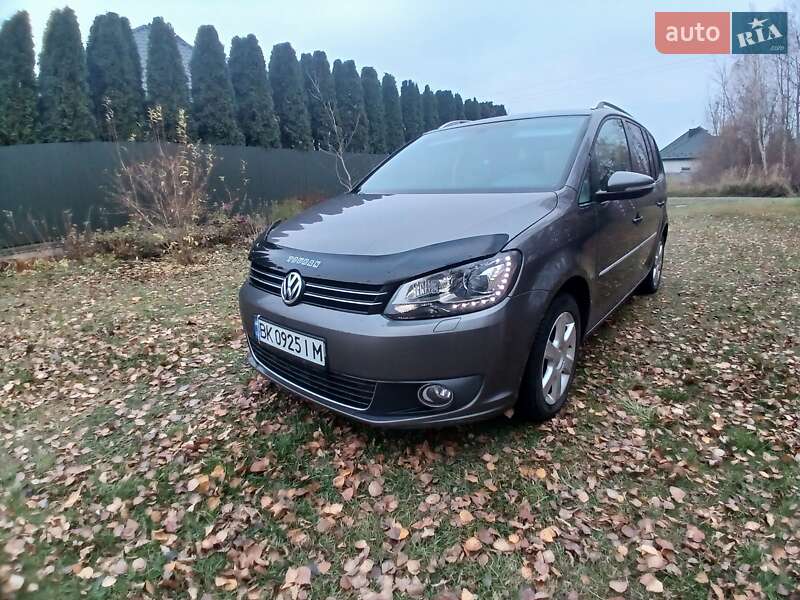 Volkswagen Touran 2010