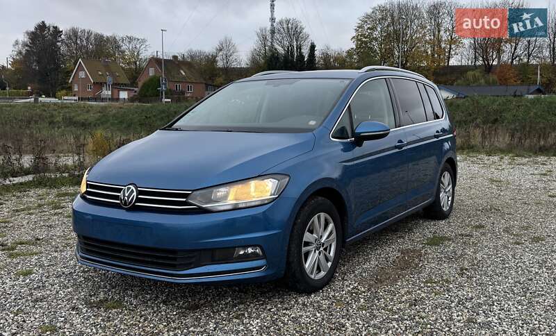 Volkswagen Touran 2021