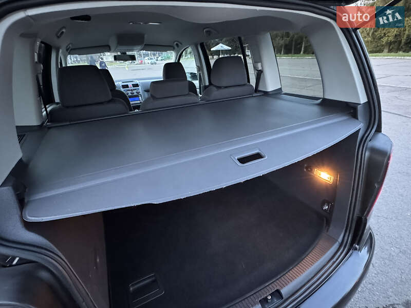 Минивэн Volkswagen Touran 2008 в Ровно