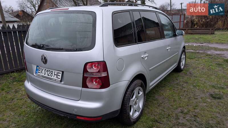 Минивэн Volkswagen Touran 2007 в Шепетовке фото 3 Минивэн Volkswagen Touran 2007 в Шепетовке